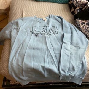 Faith pullover crew neck
